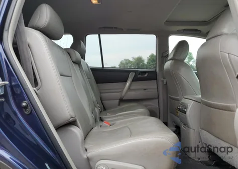 2012 Toyota Highlander Base из США, поврежденный, VIN 5TDBK3EH1CS098458